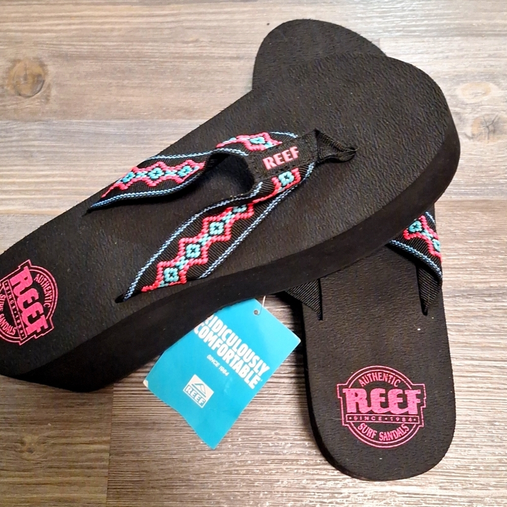 Reef Black and Pink Flip Flops with Vibrant Straps